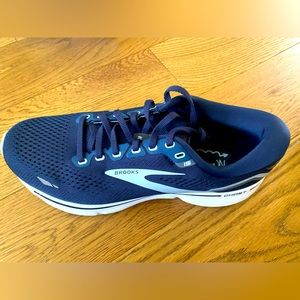 Brooks Ghost 15 Running Shoes